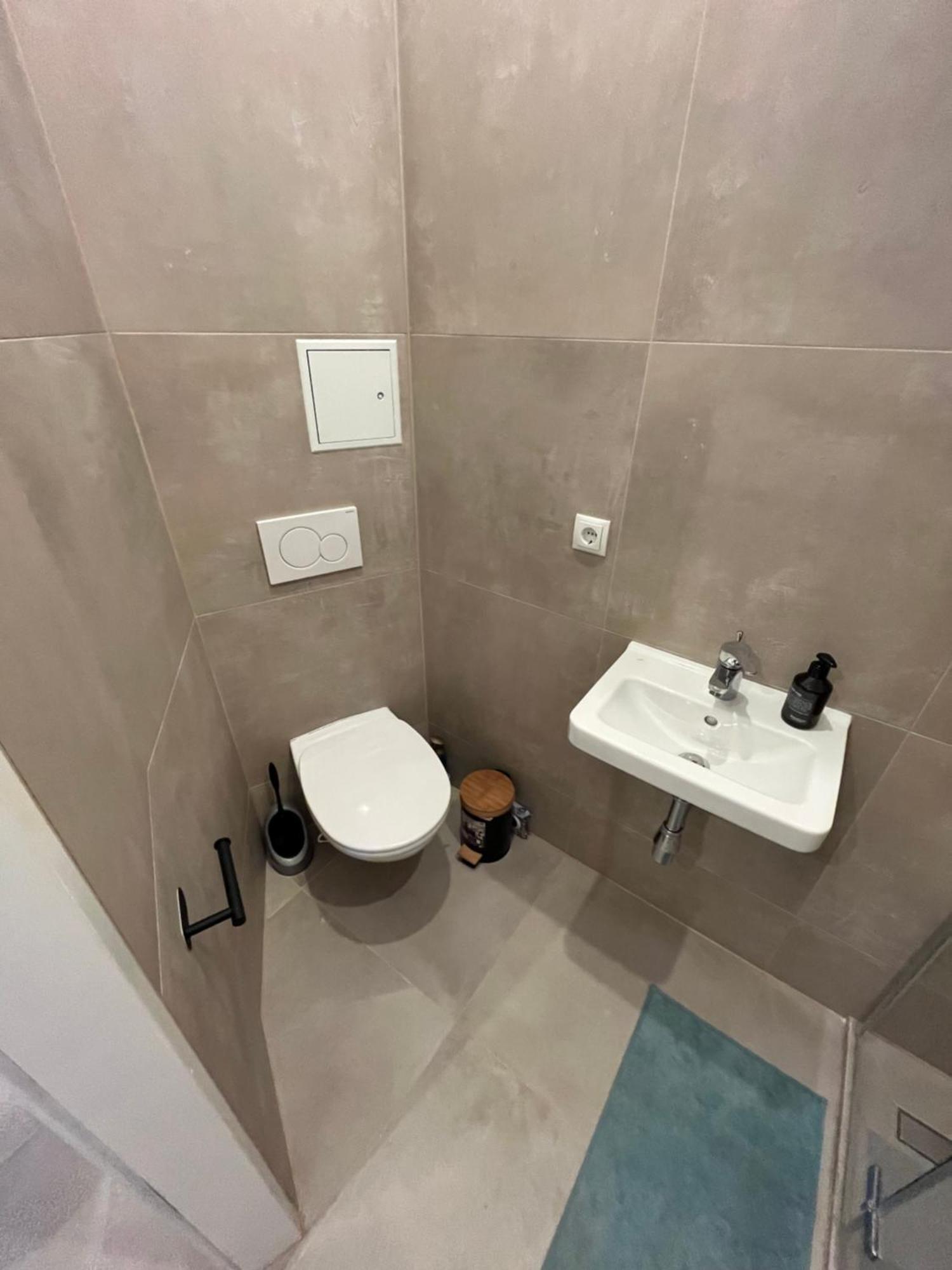 Apartment Schoenbrunn Near Metro Wiedeń Zewnętrze zdjęcie