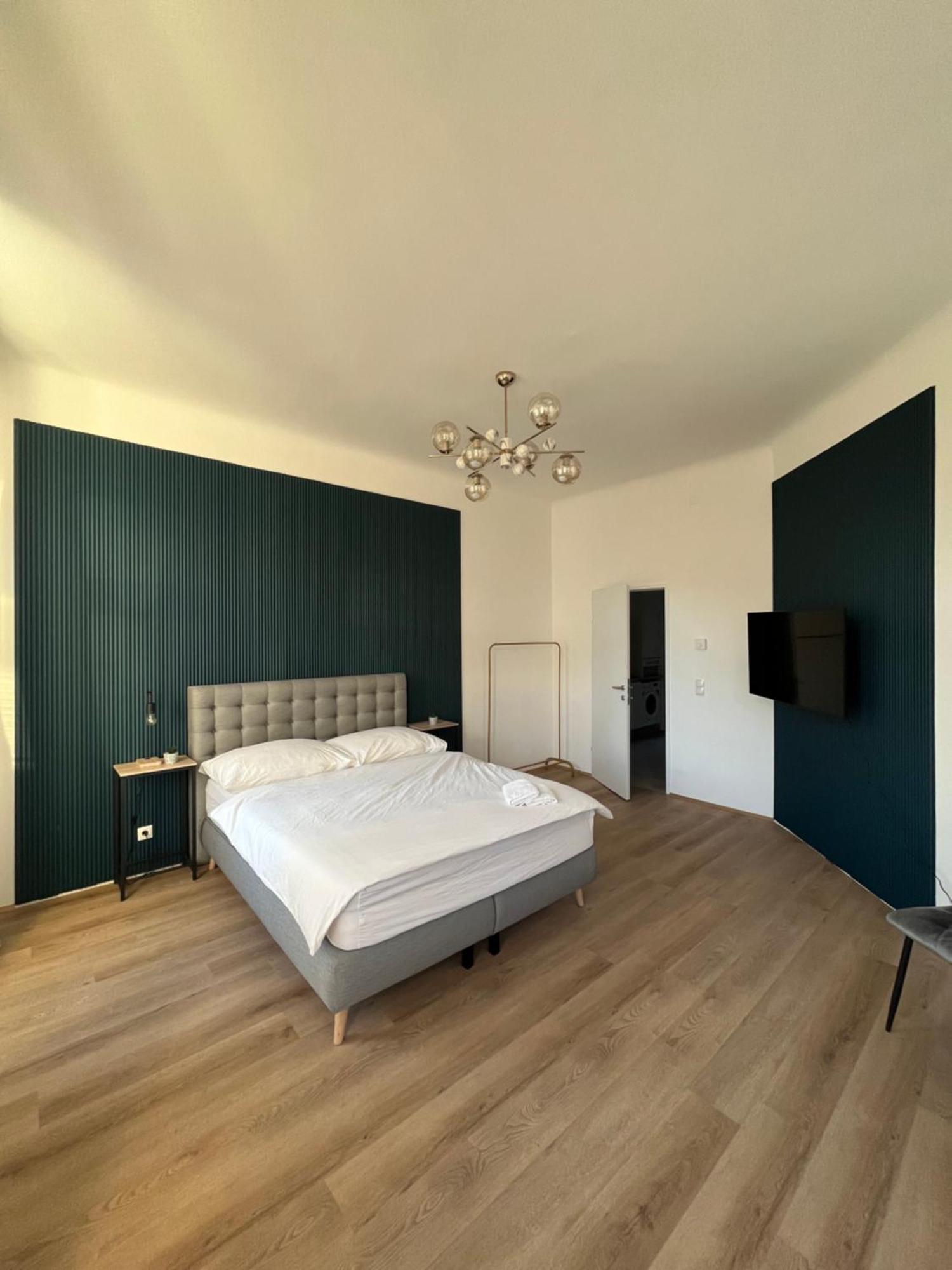 Apartment Schoenbrunn Near Metro Wiedeń Zewnętrze zdjęcie