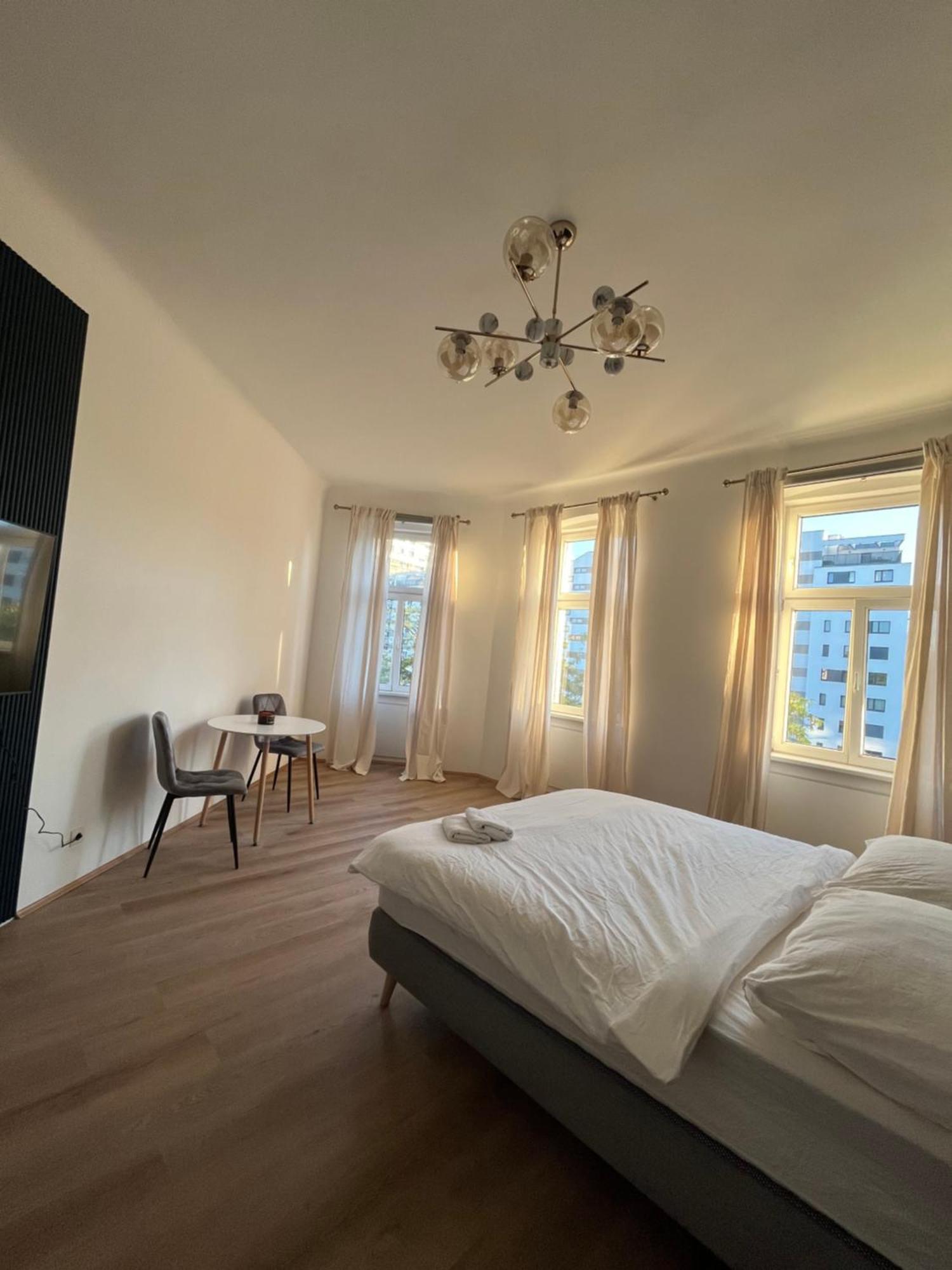 Apartment Schoenbrunn Near Metro Wiedeń Zewnętrze zdjęcie